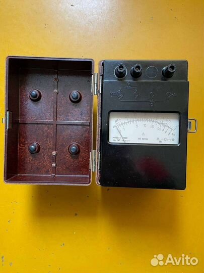 Мегомметр М4100/3 500V
