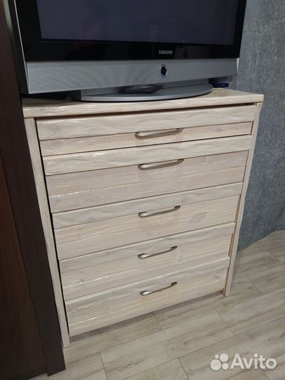 Шкафы и комоды