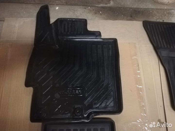 Продаю автомобильные коврики