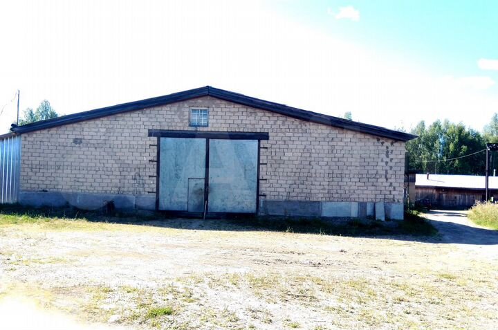 Гараж, > 30 м²