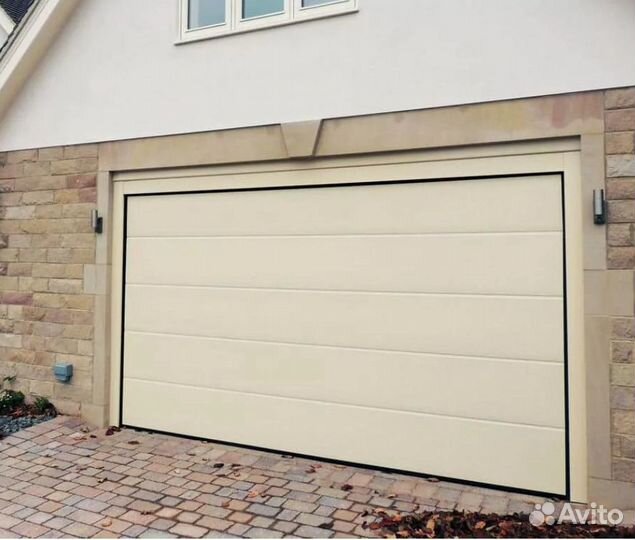 Ворота секционные автоматические 3000*2550