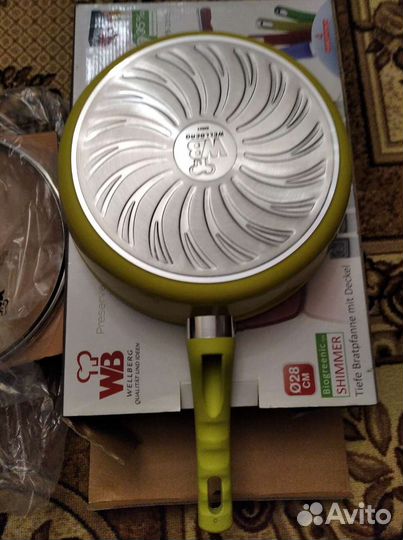 Сковорода с крышкой Глубокая, Новая