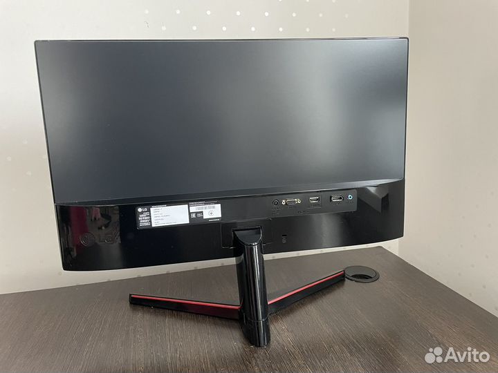 Монитор LG 24MP59G-P черный