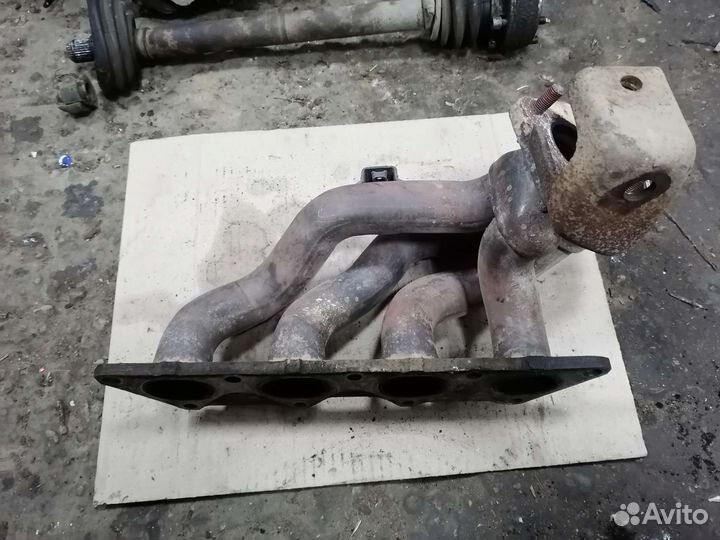 Коллектор выпускной Mitsubishi Pajero pinin 4g93