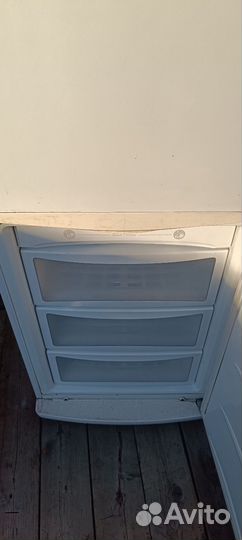 Холодильник бу LG