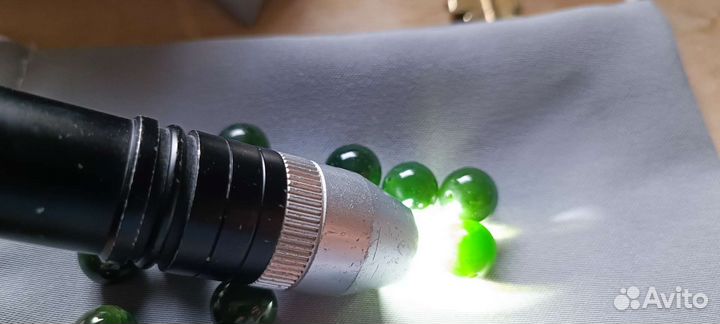 Бусины из зелёного нефрита 12 мм