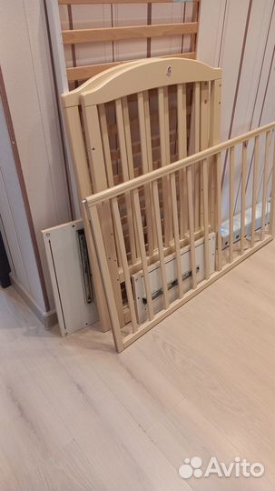 Детская кроватка с ортопедическим матрасом