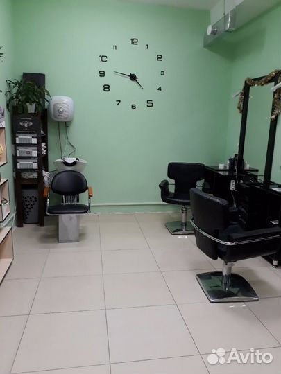 Парикмахерское кресло