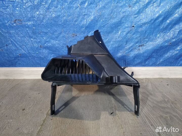 Кожух интеркулера правого Porsche 911 992 2019