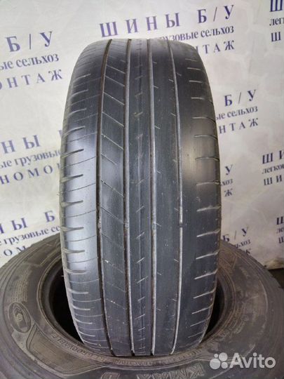 Goodyear EfficientGrip 215/60 R16