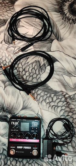 Электрогитара HEG 341 с NUX AMP force