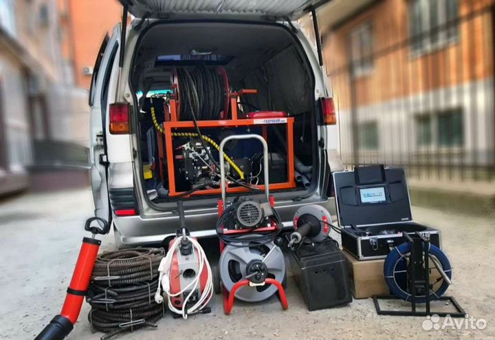 Прочистка канализации / Устранение засоров Частник