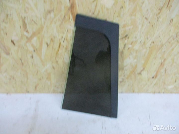 Стекло двери заднее глухое Форд Фьюжн 2008