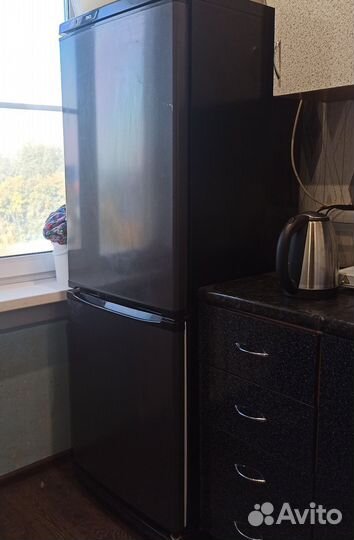 Холодильник stinol бу в чёрном цвете