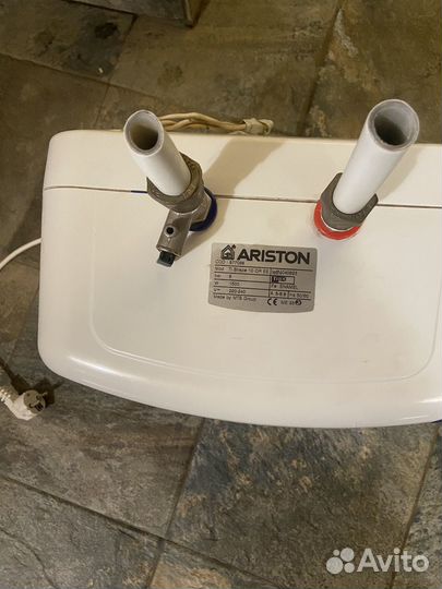 Водонагреватель ariston