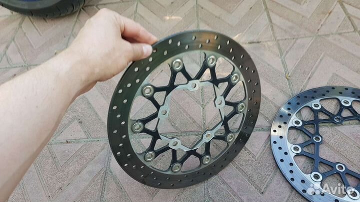 Тормозные диски suzuki gsxr1000 k7-k8