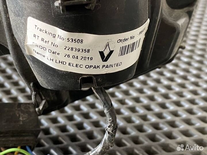 Зеркало наружное левое Renault T 22839358