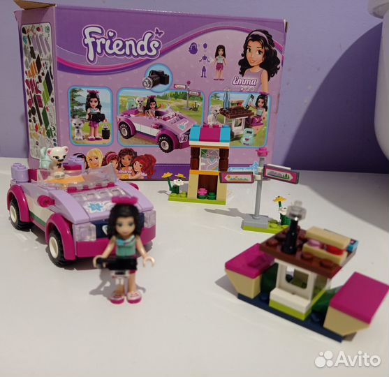 Lego friends Эмма и автомобиль, Эмма на курорте