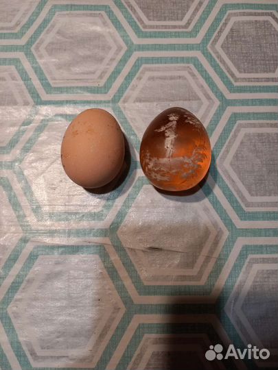 Пасхальное яйцо,медовое стекло 19 век,Мэри Грегори