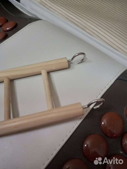 Аксессуары для попугаев