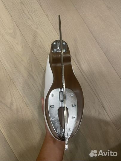 Коньки фигурные профессиональные Jackson