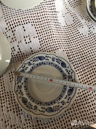 Тарелки Кахла синий лук, луковый узор