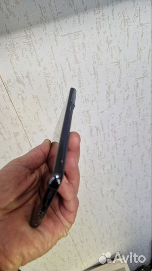 Samsung Galaxy S21, 8/128 ГБ