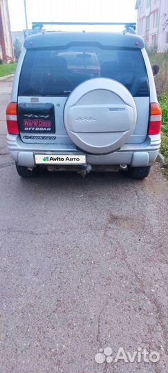 Chevrolet Tracker 2.5 AT, 2001, 180 000 км