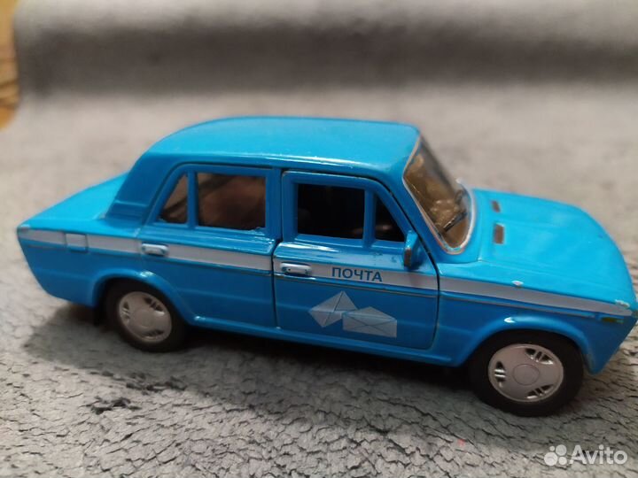 Машинки металлические