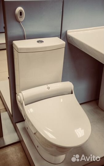 Робот туалет vip-wc K61-3