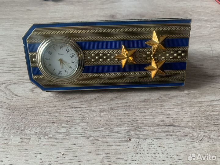 Часы погоны