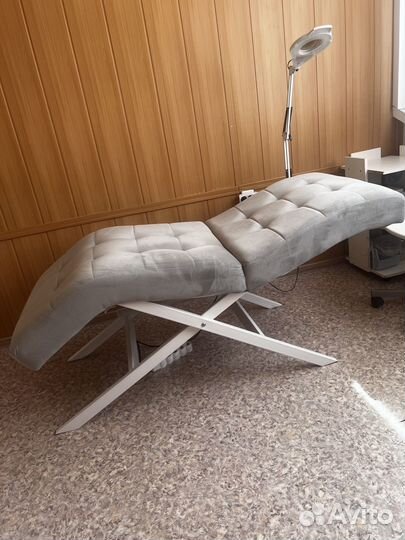 Кушетка анатомическая