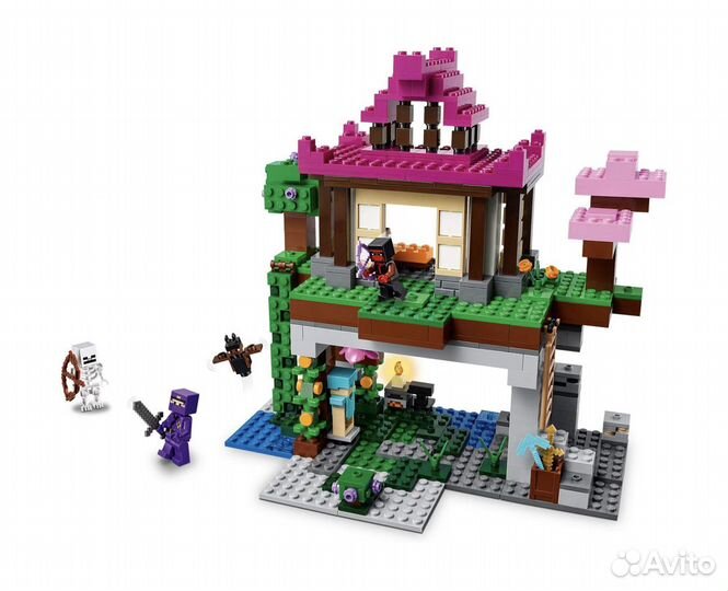 Новый Lego Minecraft 21183 оригинал Площадка