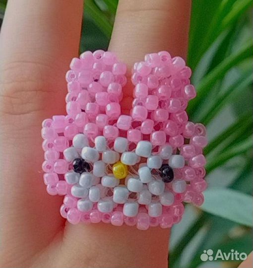 Украшения из бисера