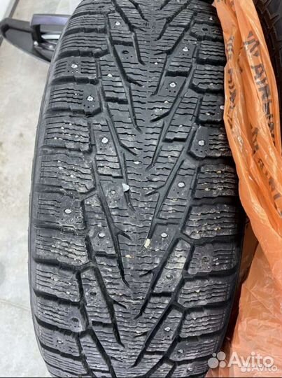 Nokian Tyres Hakkapeliitta 7 SUV 2.25/60 R17