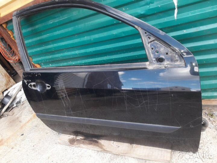 Дверь передняя правая Ford Focus 1 2001