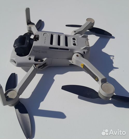 Квадрокоптер Dji Mini 2