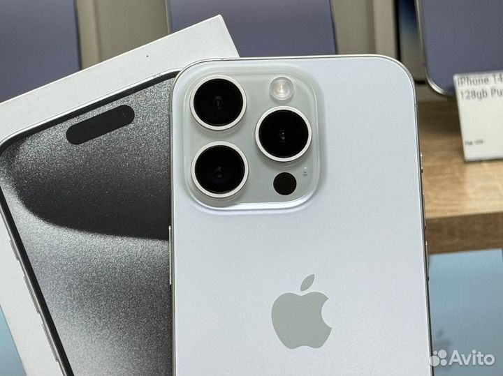 iPhone 15 Pro, 256 ГБ