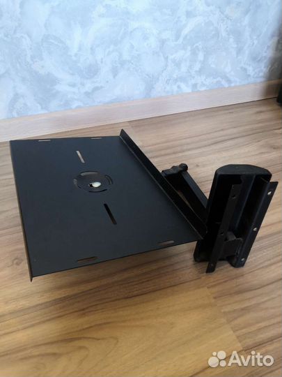 Кронштейн для телевизора на стену