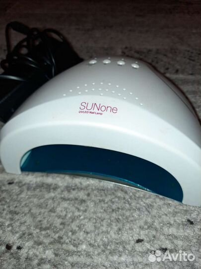 Лампа для сушки ногтей