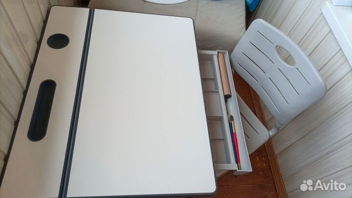 Растущая парта и стул Кантор (Чехия)