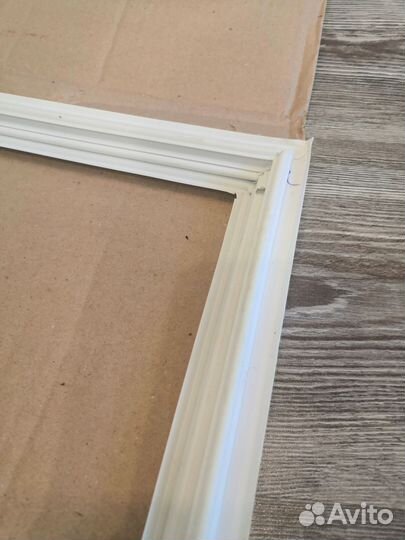 Уплотнительная резинка на холодильник Samsung