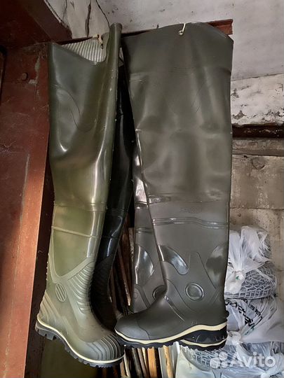 Болотные сапоги