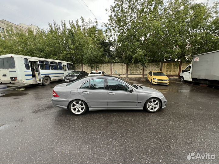 Mercedes-Benz C-класс 1.8 AT, 2004, 323 000 км