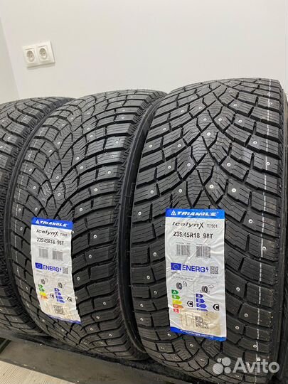 Triangle IcelynX TI501 235/45 R18 97T