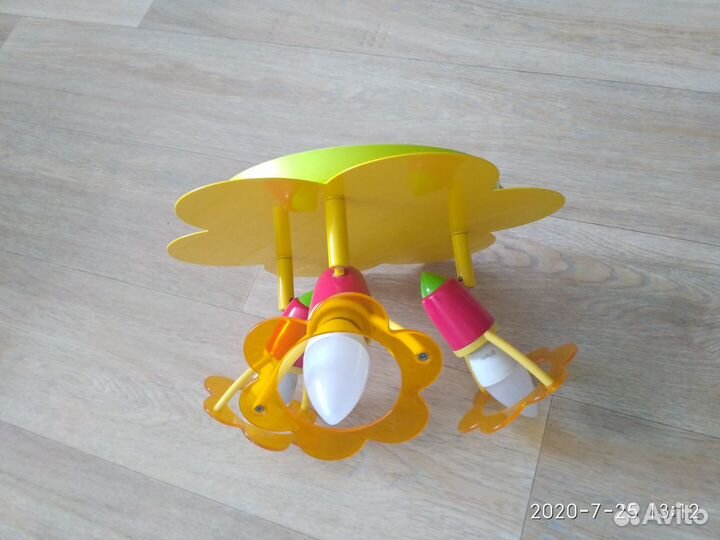 Люстра для детской комнаты