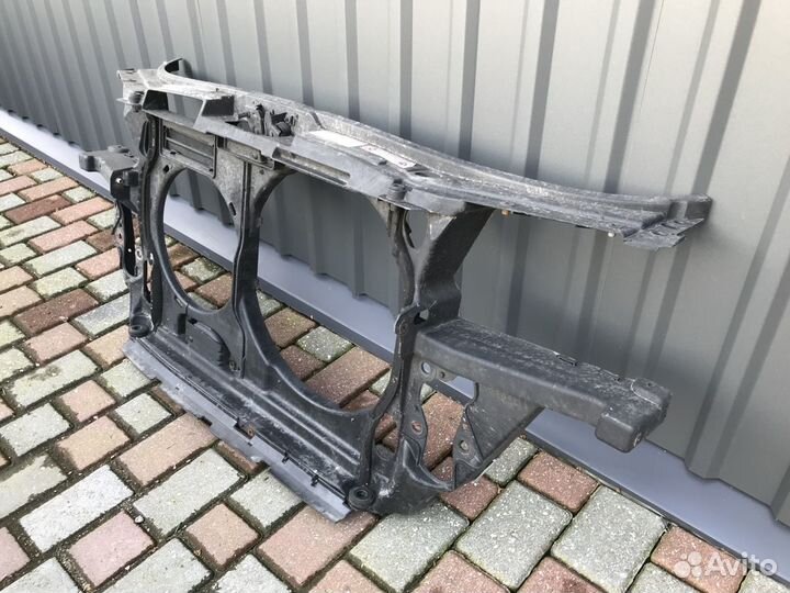 Передняя панель телевизор на Audi A6 C5 2.5 TDI