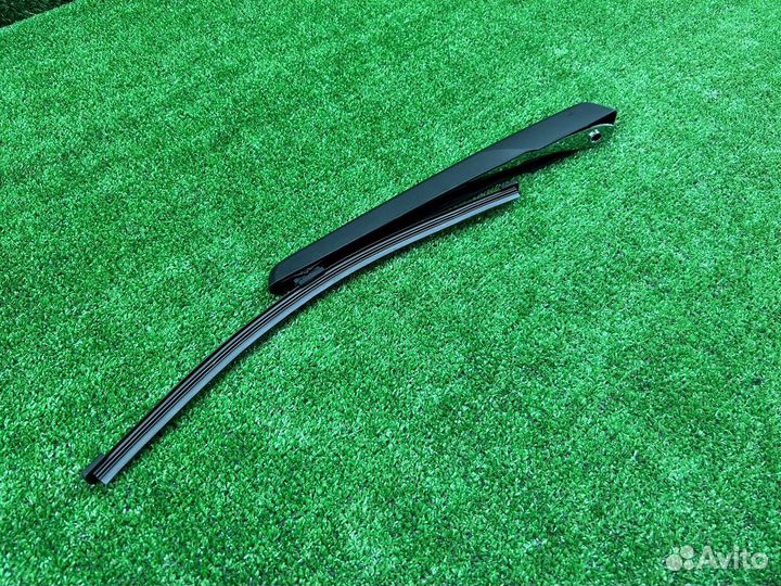 Поводок заднего стеклоочистителя porsche Cayenne E