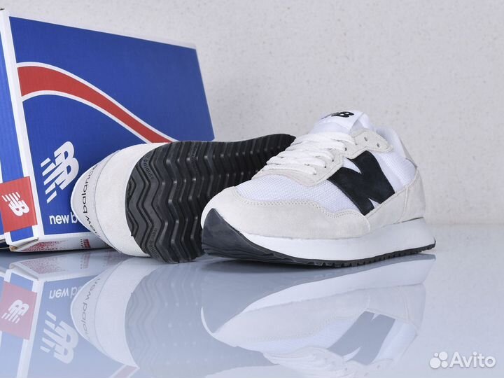 Кроссовки New Balance 237 натуральная замша