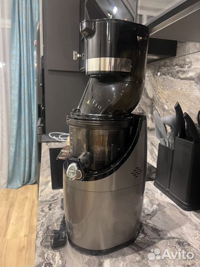 Соковыжималка Bork s611